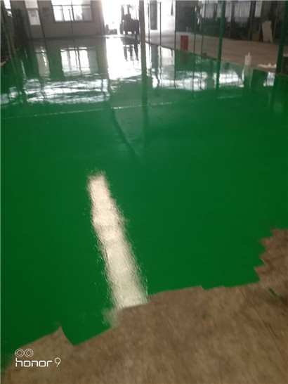 樟树下面我给你一份非常实用、地坪漆施工翻新
